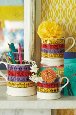 Emma Bridgewater Royal-3 Cheers for King Charles III 1/2 Pint Mug