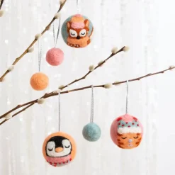 Hawthorn Handmade Children-Animal Christmas Baubles Felt Craft Kit