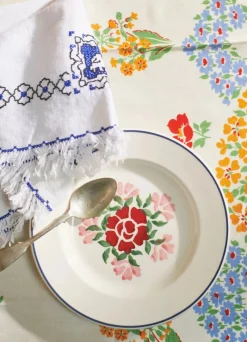 Emma Bridgewater Plates-Antique Roses 6 1/2 inch Plate