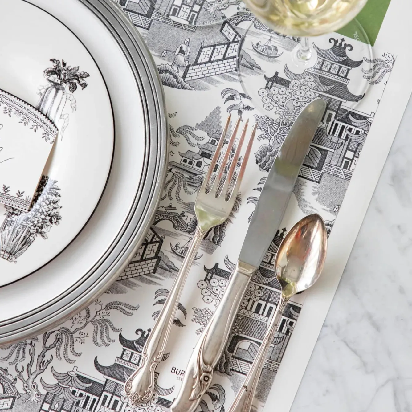 Burleigh Placemats-Black Willow Pad of 18 Paper Placemats