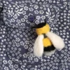 Hawthorn Handmade Crafts-Bumblebee Brooch Felting Kit