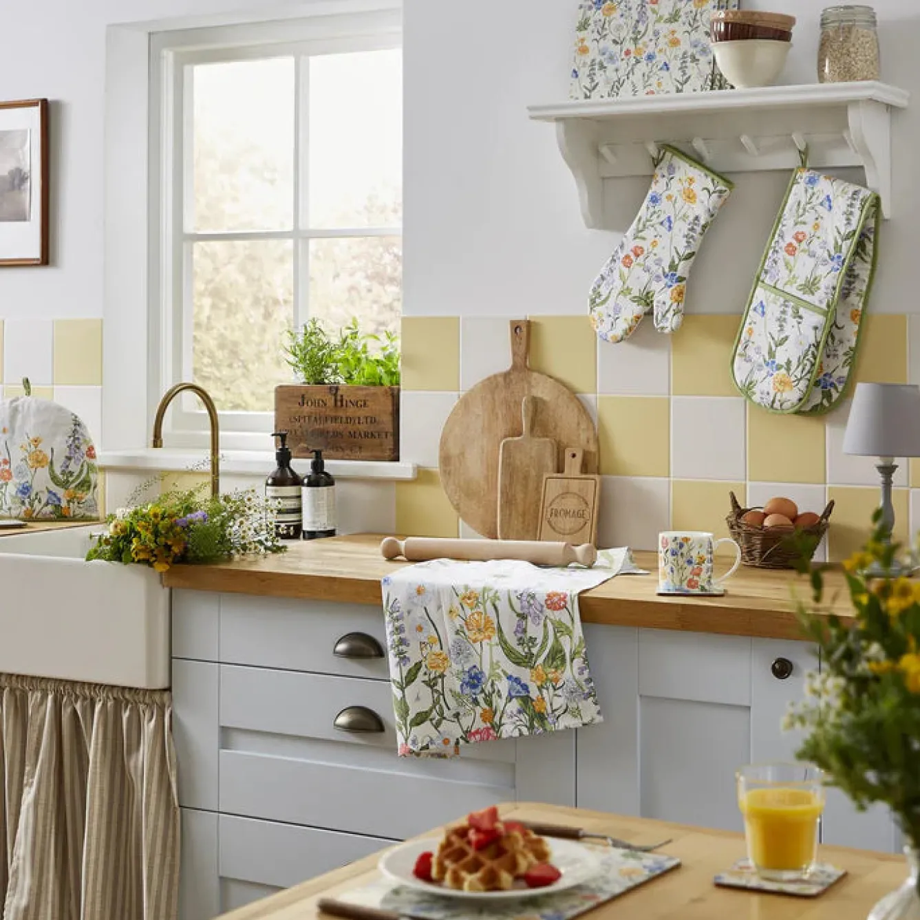 Ulster Weavers Oven Gloves/Mitts-Cottage Garden Double Oven Glove