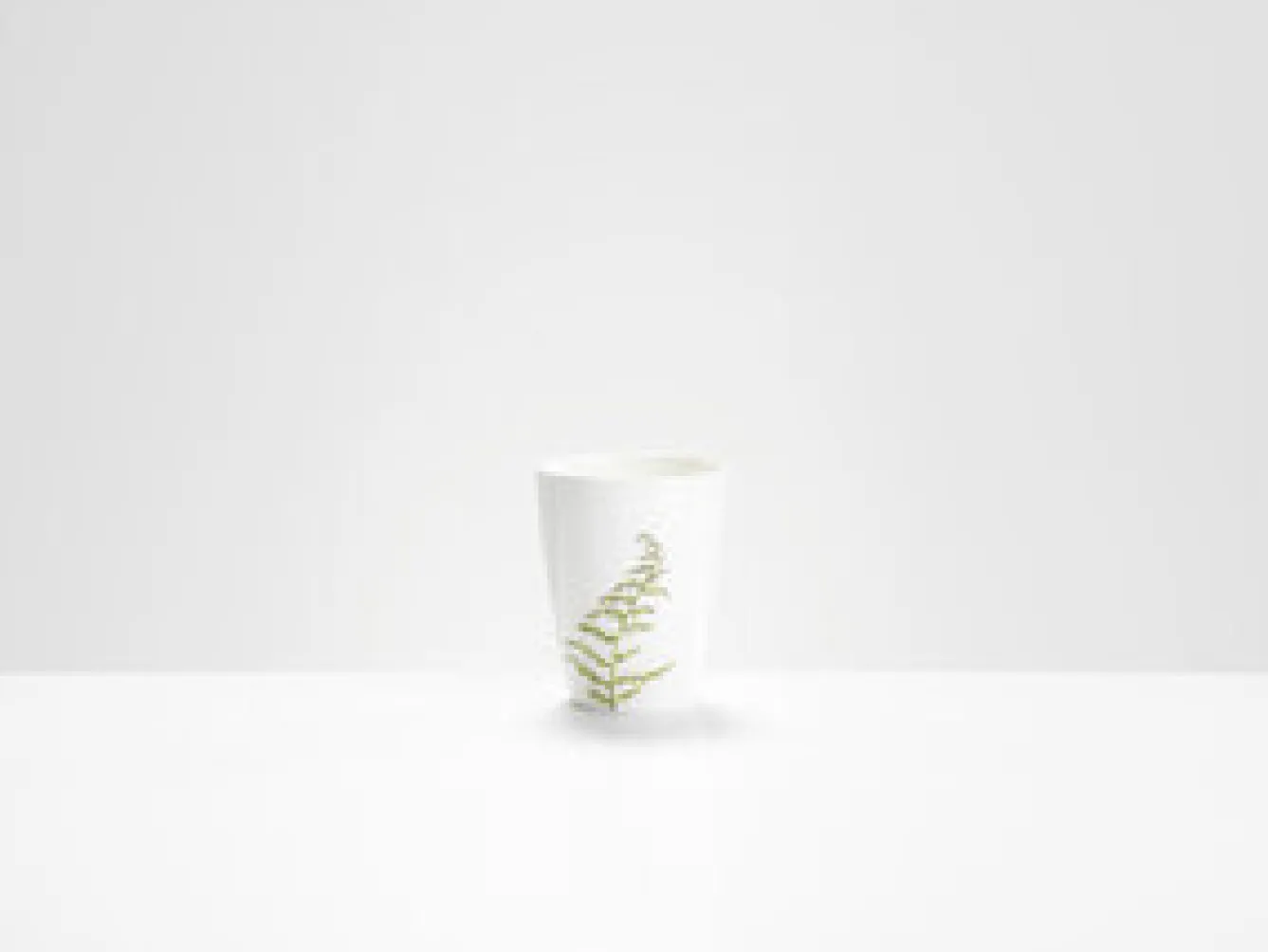 Helen Beard Flowers & Garden-Curled Fern Beaker