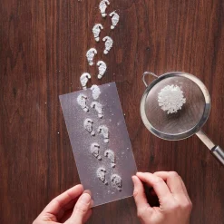 Ginger Ray Advent-Elf Shaped Christmas Footprint Stencil