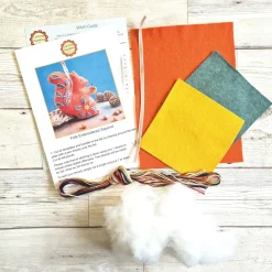 Corinne Lapierre Crafts|Children-Folk Embroidered Squirrel Felt Craft Mini Kit