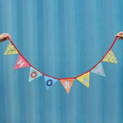 Poppy Treffry Storage|Crafts-Hooray Bunting Sewing Project