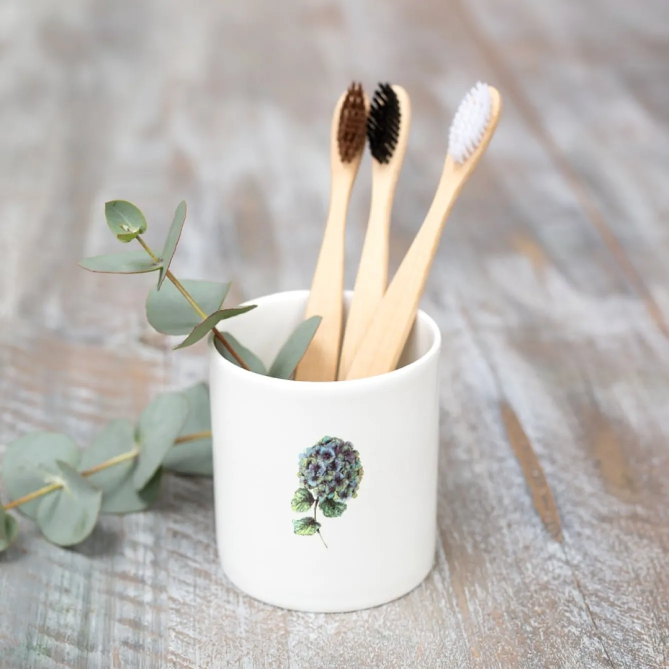 Toasted Crumpet Flowers & Garden-Hydrangea Bone China Pot