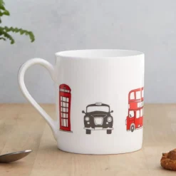 Victoria Eggs Great Britain-London Skyline Mug