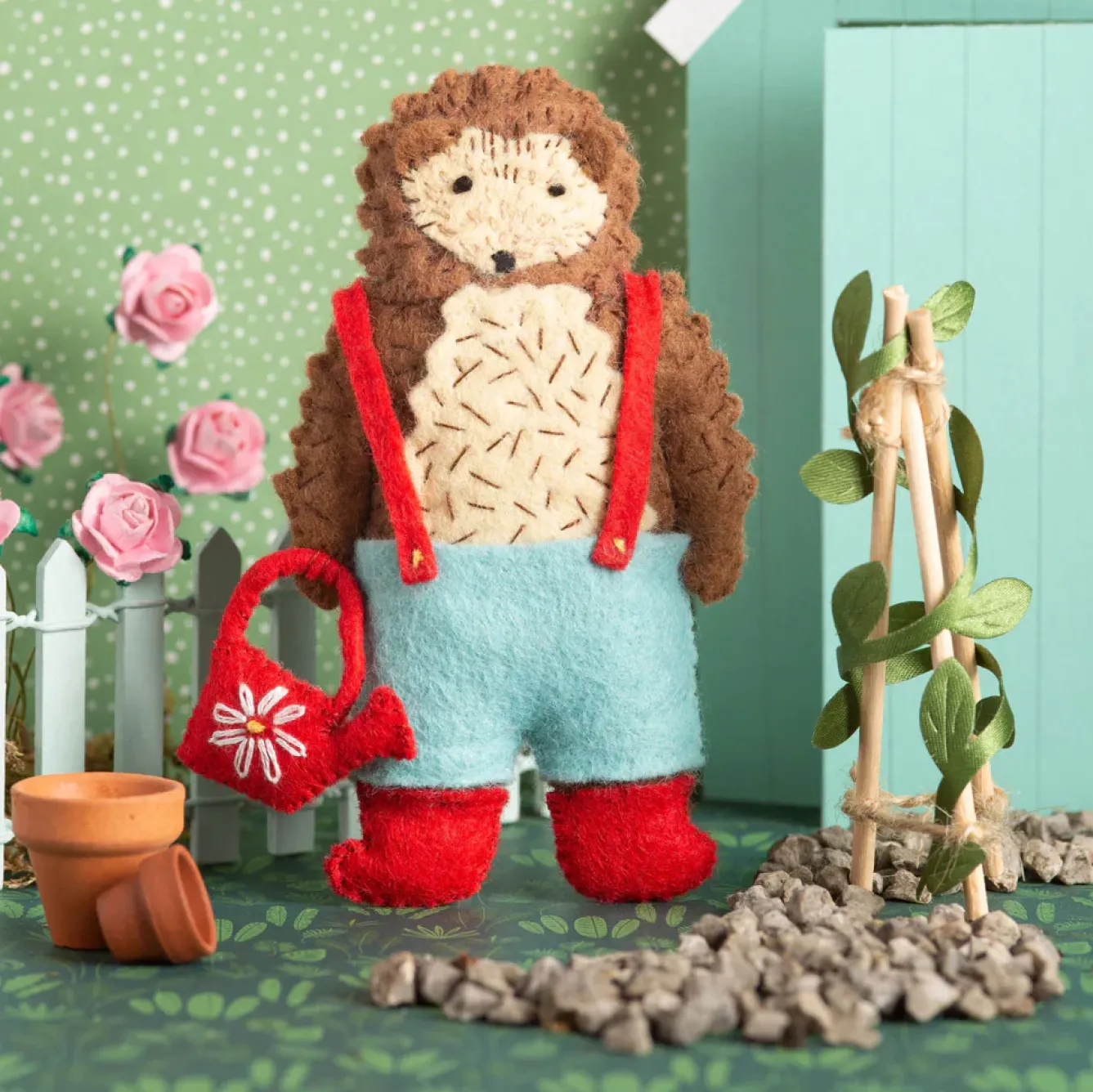 Corinne Lapierre Crafts|Children-Mr. Hedgehog Gardener Felt Craft Mini Kit