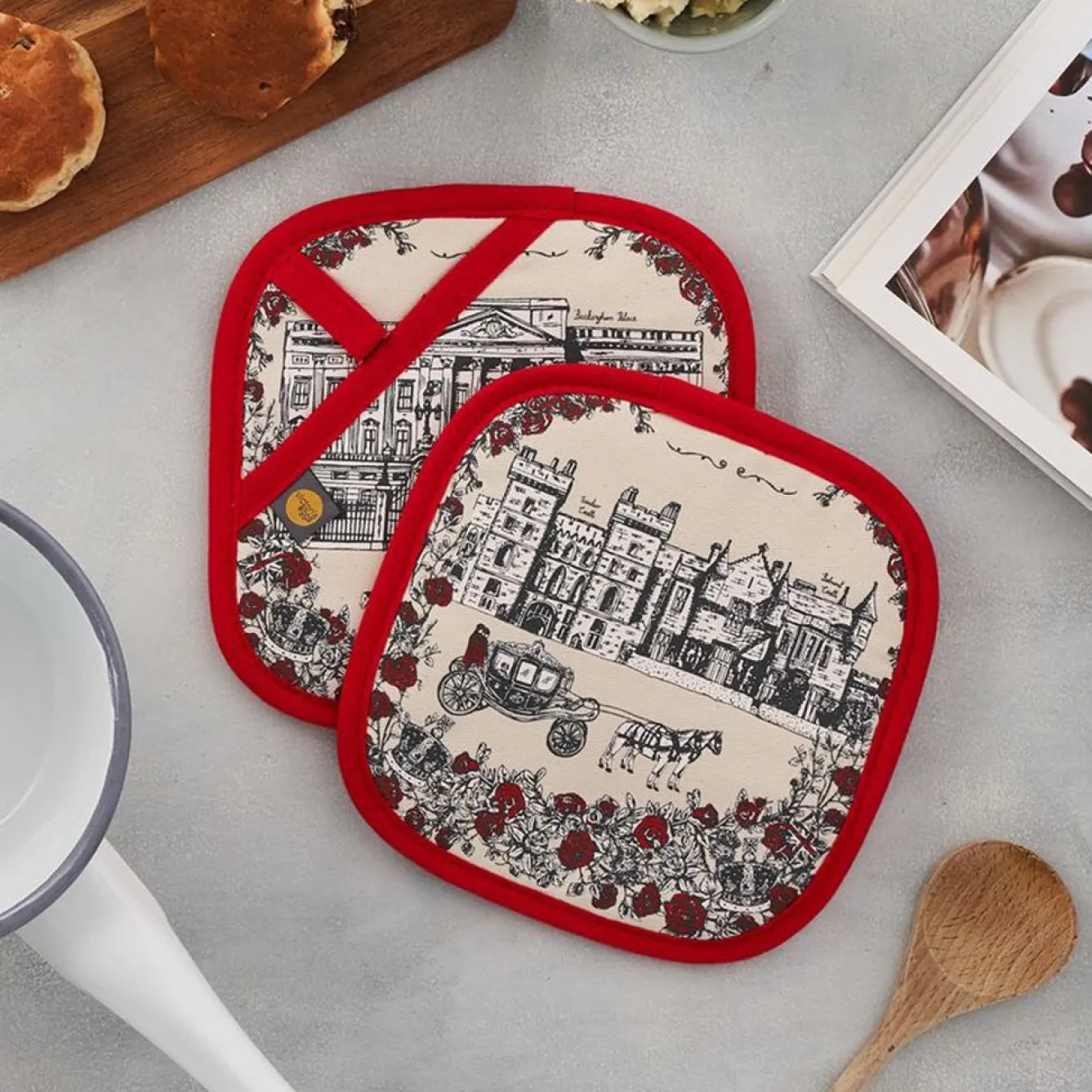 Victoria Eggs Pot Grabs-Royally British Pot Grab/Holder