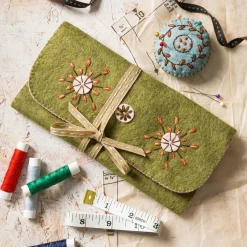 Corinne Lapierre Crafts|Children-Sewing Roll Wool Mix Felt Craft Kit