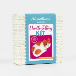 Hawthorn Handmade Crafts-Snoozing Cat Brooch Felting Kit