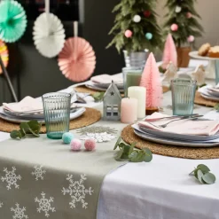 Ulster Weavers Table Runners-Snowflake Linen 85in Table Runner