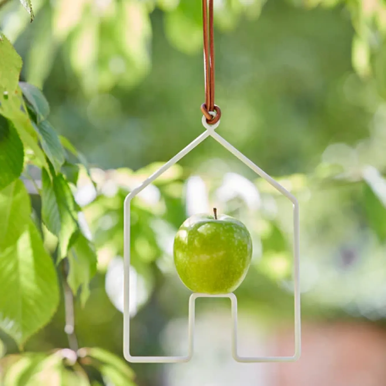 Burgon & Ball Gardening-Sophie Conran Apple Bird Feeder-- House Shape