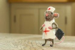 Sew Heart Felt Children-Trueth Nurse Felt Mouse